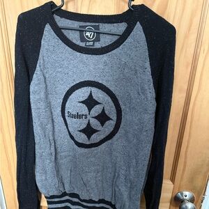 Like New, Women’s Size XL Pittsburgh Steelers Sweater by ‘47